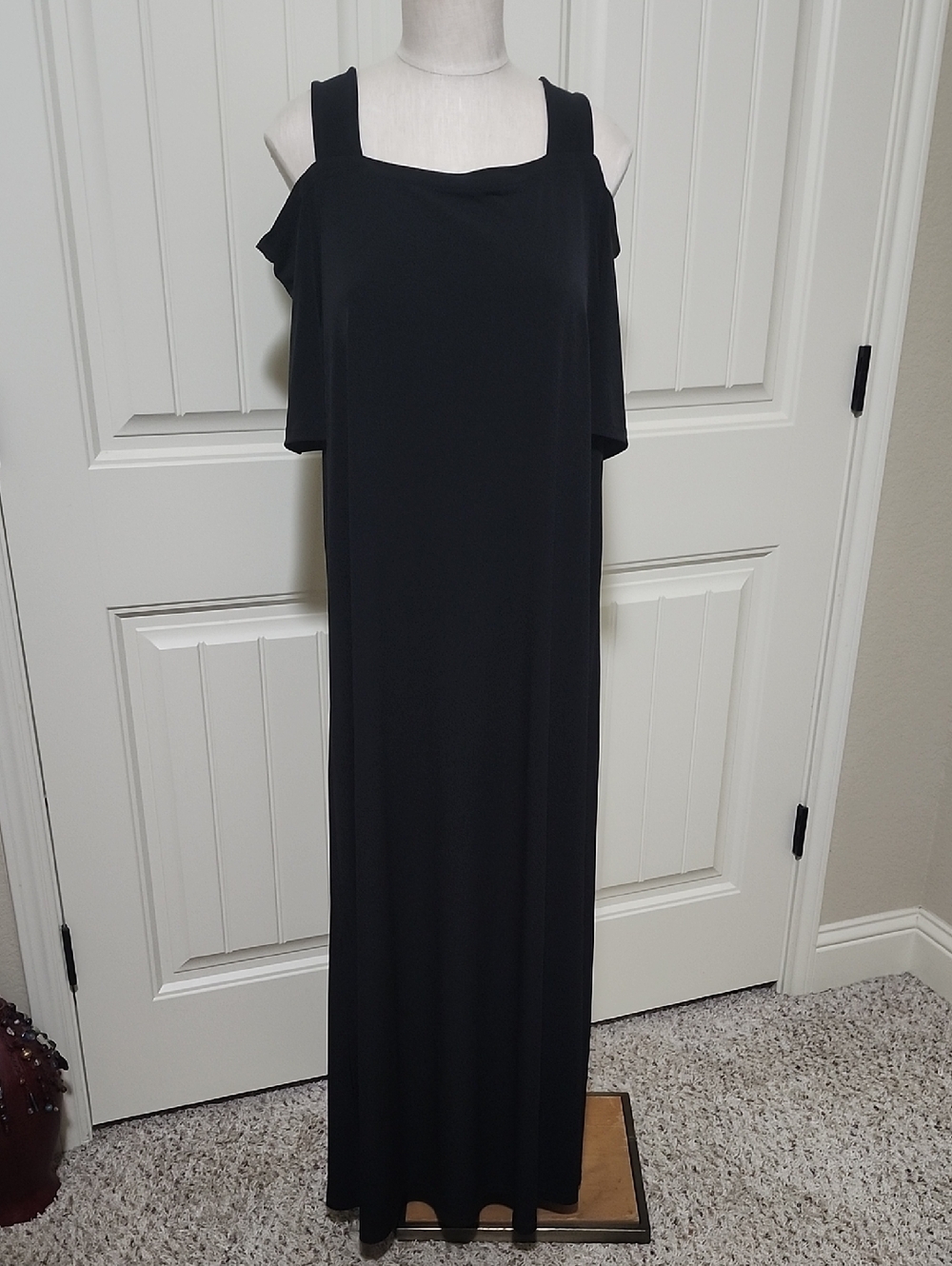 Roaman's Black Cold-Shoulder Maxi Dress Sz M 14/16